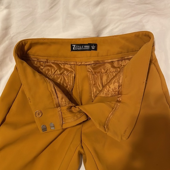 Mustard Yellow Straight Leg Pant Stretch Office-wear Never worn Sz. 2 - Picture 7 of 8